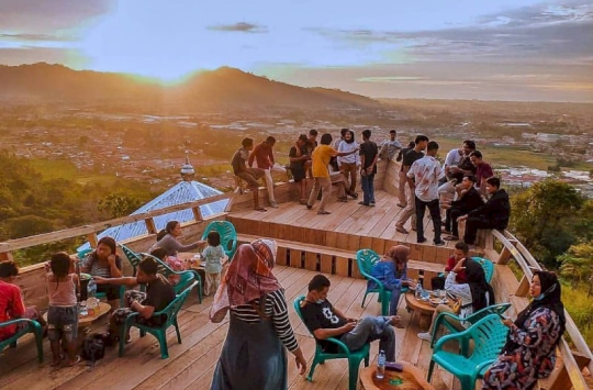 Momen Libur di Padang, Ada Lima Objek Wisata Dapat Dinikmati